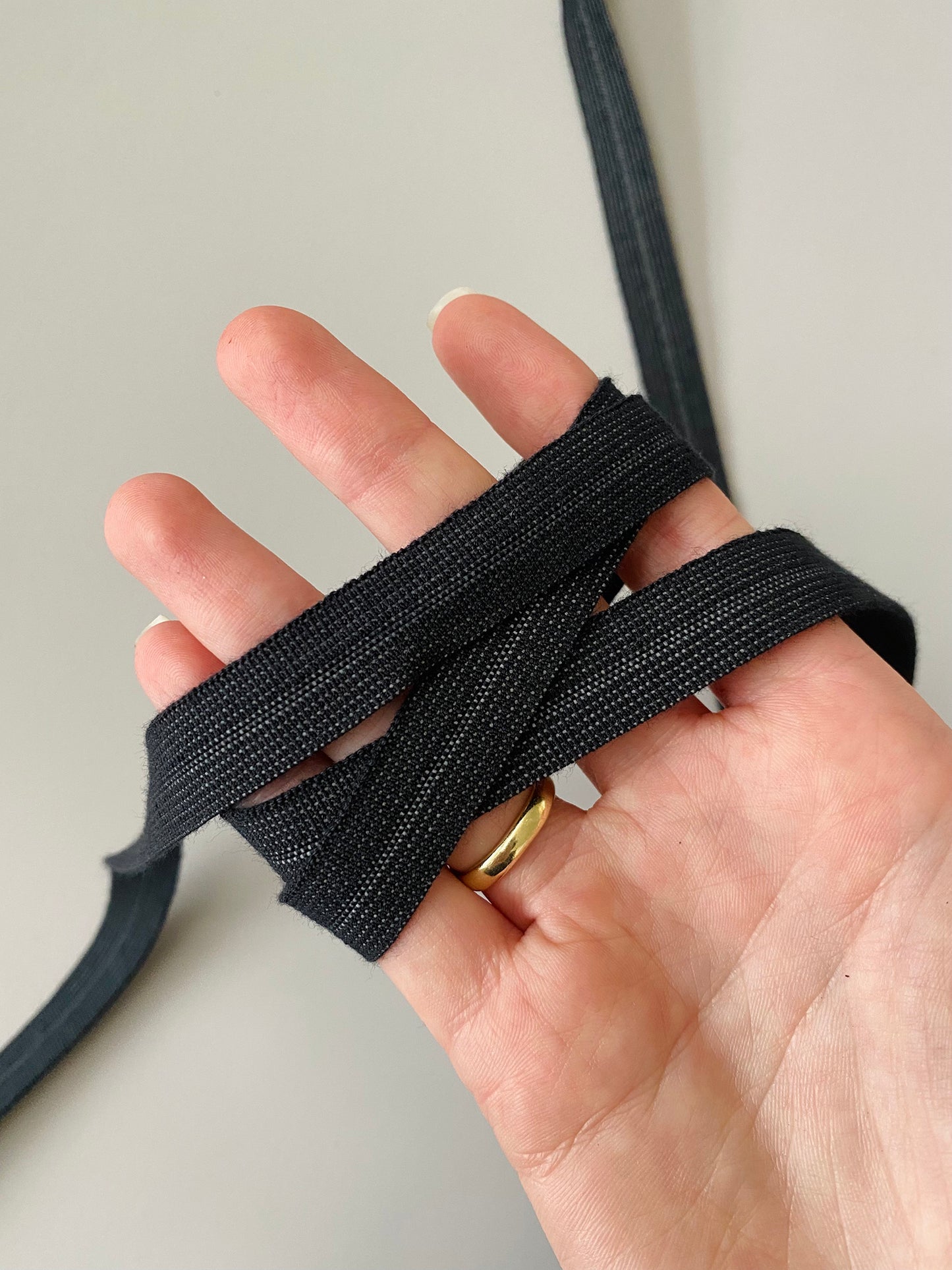 15 mm Fold Over Elastic – Black