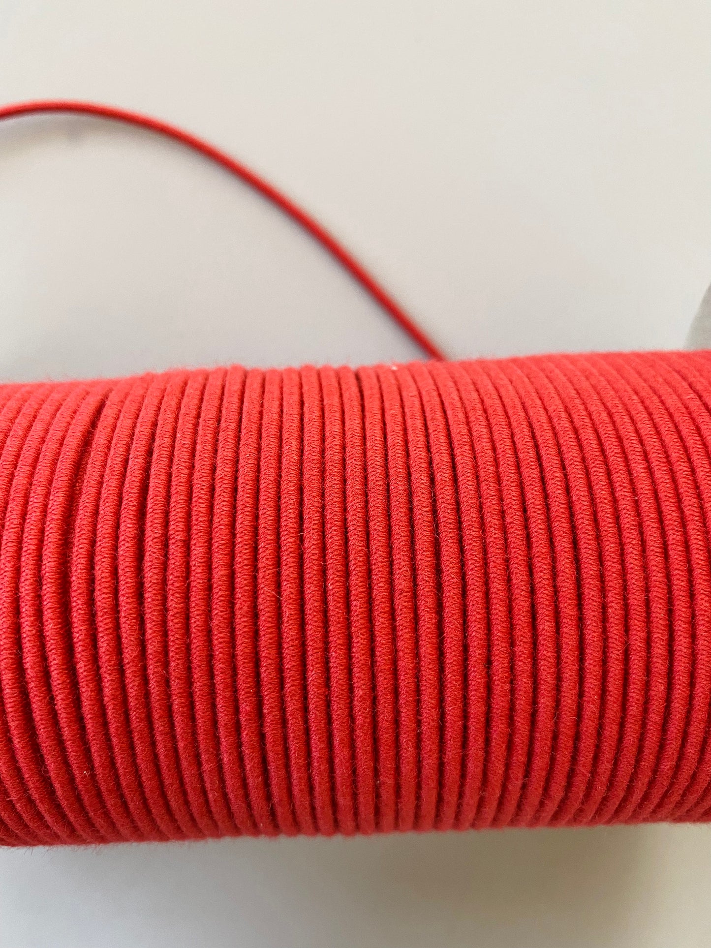 2.2 mm Round Elastic – Red