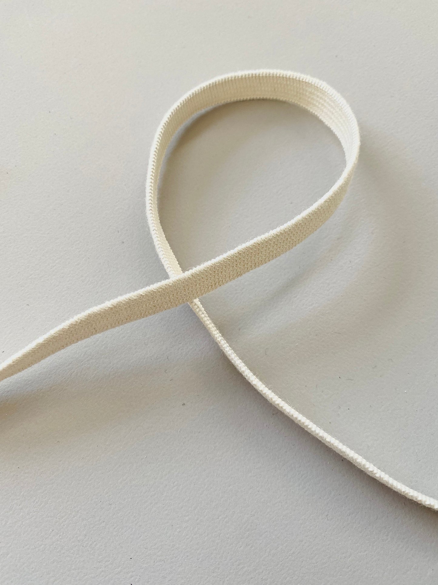 9.5 mm Flat Elastic – Undyed