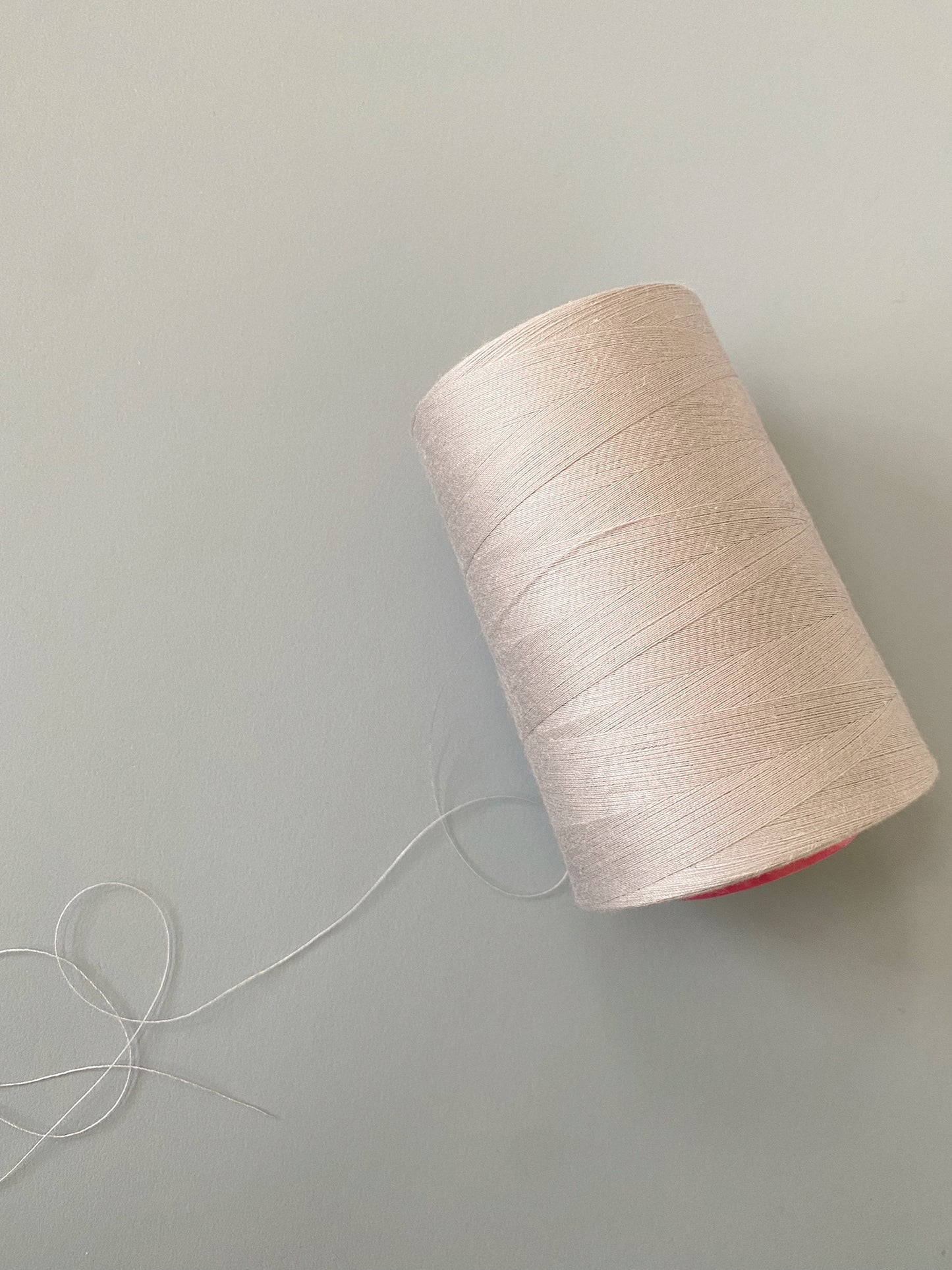 Tex 40 - 100% Tencel Sewing Thread - Light Grey