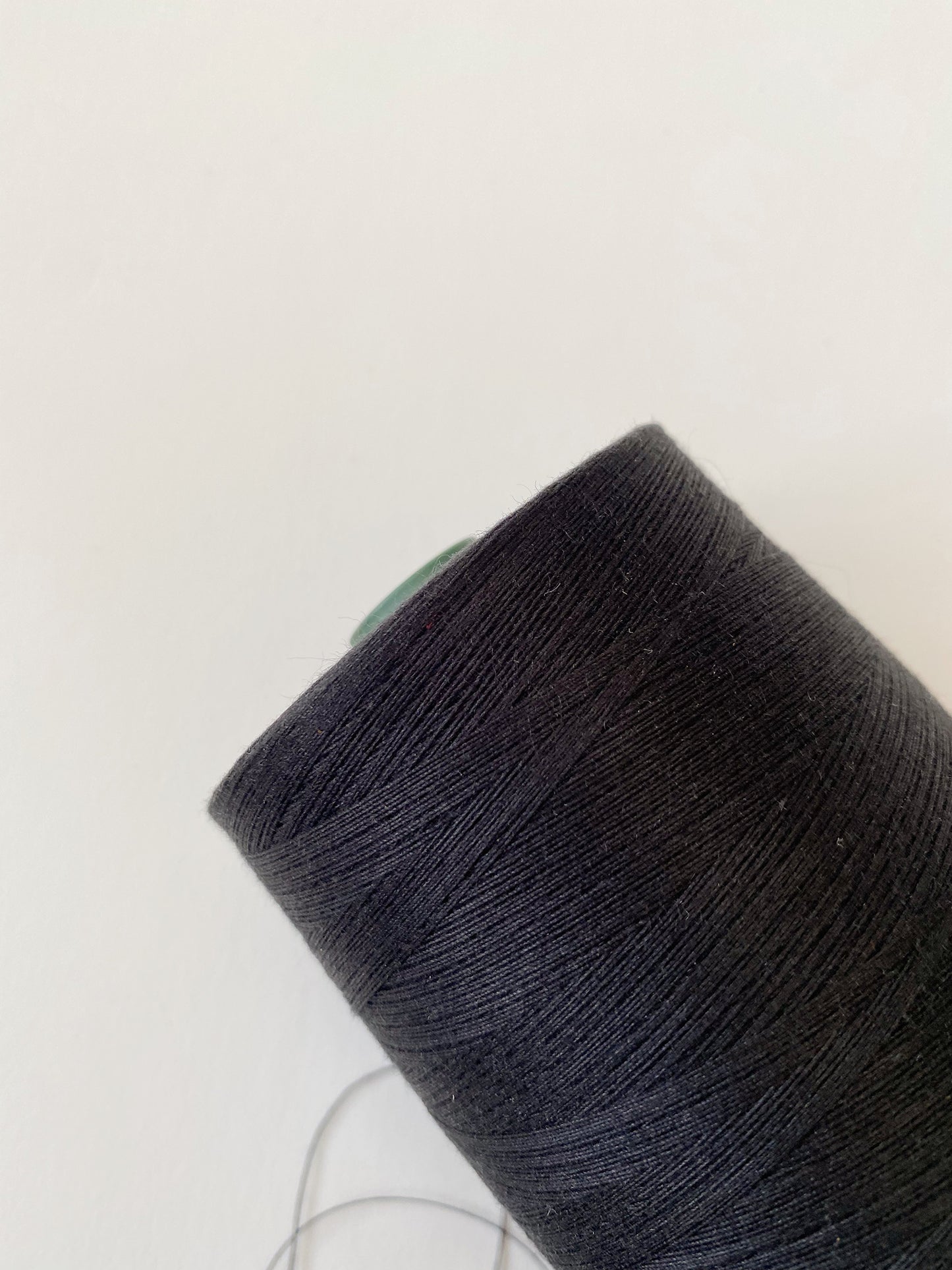 Tex 40 - 100% Organic Cotton Sewing Thread - Black