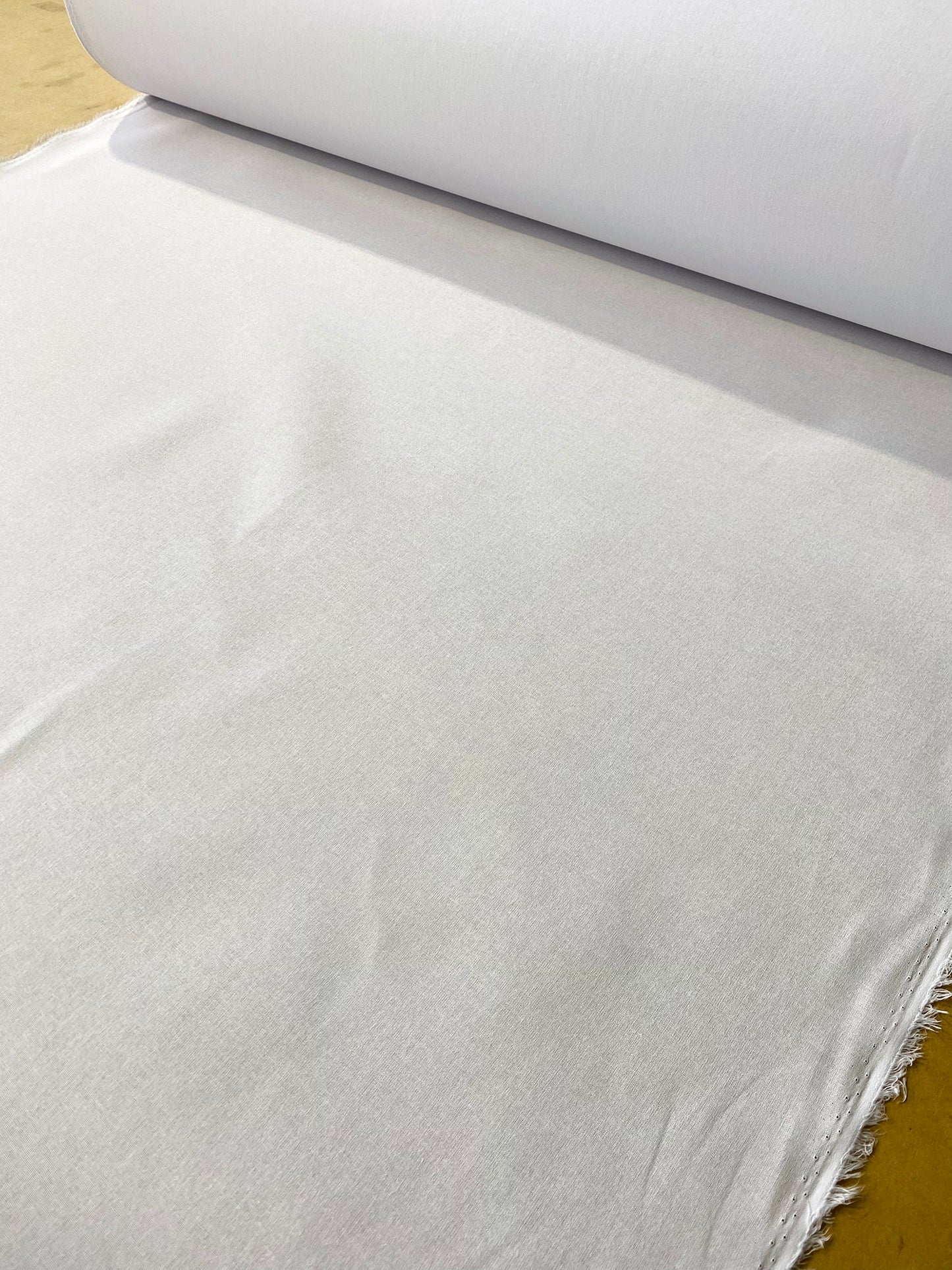 Semi Firm 100% Cotton Sew-in Interlining - White